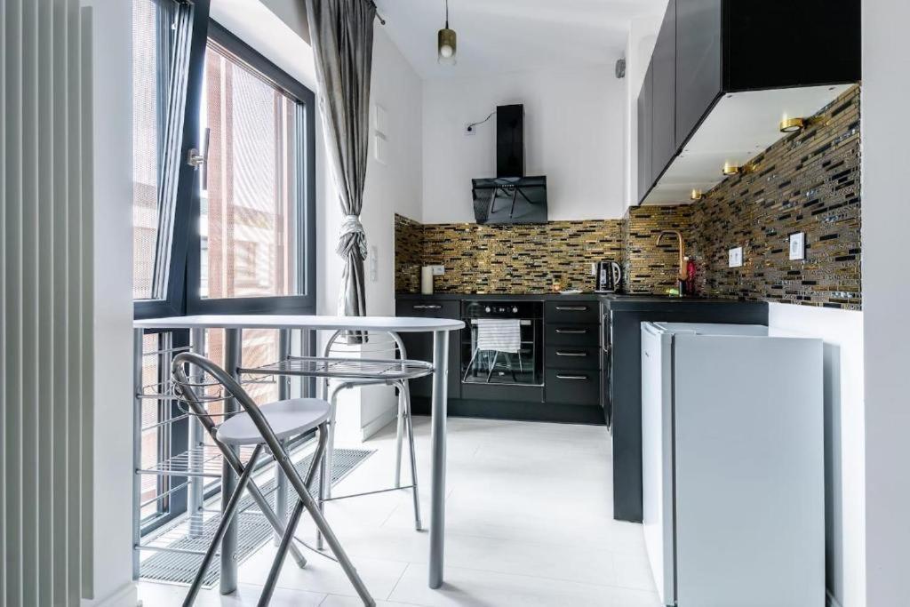 Oxygen Wronia - Browary Warszawskie - P&O Serviced Apartments Varsovie Extérieur photo